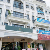 Mặt Tiền Kdc Vạn Phúc - 136.5M2 - 1 Hầm 5 Tầng - View Quảng Trường Nhạc Nước - Giá Chào 50 Tỷ