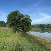 bán đất làm nhà vườn giáp Sông 2.500m2 quy haochj thổ cư, cách Nha Trang 35p giá chỉ 1tr5/m2