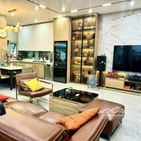 Bán Nhà Gia Thụy/ Phố Nguyễn Văn Cừ Quận Long Biên - Diện Tích 66M 5Tầng Ô Tô Tận Nhà - Chỉ 10Tỷ8