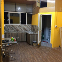 Nhà Ở Hộ Gia Đình Với 5 Phòng Ngủ 6 Toilet Khu Vực Trung Tâm Phường 06, Chỉ Cách Hồ Xuân Hương 3Km