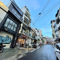 Bán Nhà Kinh Doanh Ngay Phố Đi Bộ - Khu Hòa Bình Đà Lạt - Cách Chợ Đêm 100M - 19.5 Tỷ