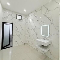 SIÊU RẺ ! BÁN NHÀ 2 TẦNG ĐƯỜNG HOÀNG DIỆU NGAY TRUNG TÂM, NHÀ ĐẸP, FULL NỘI THẤT.