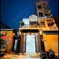 Bán Gấp Nhà Mặt Tiền 68M2, Full Nội Thất Đường Ht05 Ngay Chợ Hiệp Thành. Giá Chốt Cực Tốt