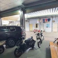 Bán Gấp Nhà 2 Lầu Kiên Cố - Có Thang Vận Chuyển 
 Sát Kcn Sóng Thần 1 - Gần Tp.hcm