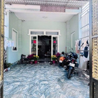 Cho Thuê Nhà 4Phòng Phường Phú Tân Ngay Trung Tâm Thành Phố Mới Bdg
Thích Hợp Ở Hoặc Mở Văn Phòng