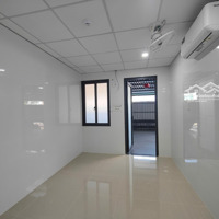 Nhà Mới Xây Xong, Ngay Hoàng Diệu 2, Máy Lạnh, Rộng, Ánh Sáng Tự Nhiên