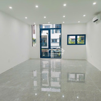 Cho Thuê Nhà Mặt Chính Galaxy Vạn Phúc, 90M2 6T, Thông Sàn, Thang Máy, Giá Bán 45 Triệu Liên Hệ: 0968120493
