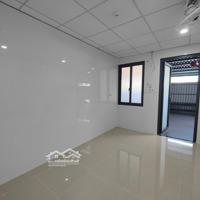 Phòng Mới 100%, Ngay Ngã Tư Thủ Đức, Giờ Tự Do, Ml, Nước Nóng Nlmt
