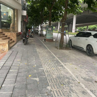 Building Góc Mặt Phố Phạm Văn Đồng 200/140M2* 6T,Mặt Tiền19M, 65 Tỷ, Vỉa Hè Rộng. 0967234386