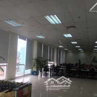 Cho Thuê Văn Phòng Hoàng Cầu - Đống Đa. Diện Tích Trống 230M2. Giá Cho Thuê 200 Nghìn/M2.