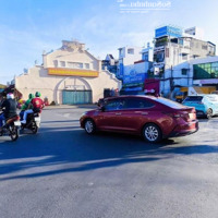 Bán Đất Ngay Chợ Thủ Đức, 63M2 Giá Bán 6,5 Tỷ, Đường 11M, Giao Thông Thuận Tiện