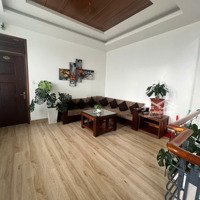 Bán Khách Sạn 21 Tỷ Mặt Tiền Đường