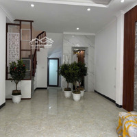Bán Nhà Thạch Bàn 35M2 X 5 Tầng, Thang Máy, Gần Cổ Linh, Tổ 6 Thạch Bàn (Sát Chung Cư Quân Đội)