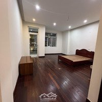 Chị Gái Tôi Dư Căn Nhà Mặt Tiền Nguyễn Hữu Thọ Cần Cho Thuê
