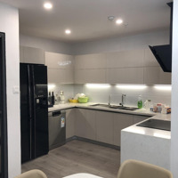 Chung Cư Discovery - Cho Thuê Ch 3 Ngủ 130M2 Full Đồ Giá 18 Triệu/Th Liên Hệ: 0976.215.450