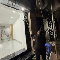 Bán Nhà Mặt Phố Cự Lộc, Thanh Xuân, 6 Tầng Thang Máy, Ô Tô Dừng Đỗ Ngày Đêm, Kinh Doanh Đỉnh