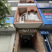 Cho Thuê Nhà Mặt Tiền, Số Nhà Cực Đẹp Trung Tâm Quận 1.