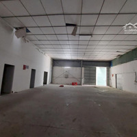 Cho Thuê Kho Đẹp 250M2 & 500M2 Ngay Sát Sân Bay Đường Đào Duy Anh, P. 9, Phú Nhuận.