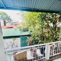 Bán Nhà Tập Thể Vạn Bảo, Đội Cấn, 2 Ngủ, 2 Vệ Sinh Ô Tô Vào Tận Sân Nhà, Có Sân Để Xe, Nhà Đẹp, Ở Ngay