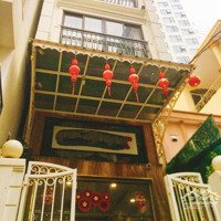 (Khách Sạn Hùng Vương, Gần Ks Galina), Hẻm Ô Tô Quay Đầu