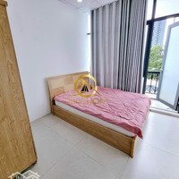 Căn Hộ 2 Phòng Ngủ Ban Công Lớn Thang Máy, Hầm Xe Ngay Vạn Hạnh Mall, Cầu Vượt 3/2, Cư Xá Đồng Tiến