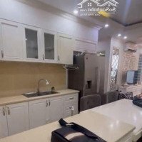 Cho Thuê Căn Hộ Chung Cư Tòa Center Point 27 Lê Văn Lương 65 M2, 2 Pn 2 Vệ Sinhđủ Đồ 15,5 Triệu/Tháng