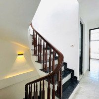 Cho Thuê Nhà Riêng 15 Triệu, 60M2, 6 Phòng Ngủ 4 Vệ Sinhtại Xuân La, Tây Hồ, Hà Nội, Chính Chủ