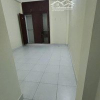 Cho Thuê Nhà 211/17 Nguyễn Đình Chính, P.11, Q.phú Nhuận Gần Huỳnh Văn Bánh - 4 Phòng Ngủ4Wc