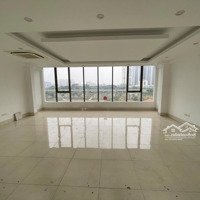 Cho Thuê Tòa Nhà Văn Phòng 7 Tầng, Thông Sàn, Thang Máy, Full Kính Đẹp