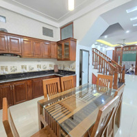 Bán Nhà Phố Ngô Gia Tự Gần Bigc 50M2X4T Chỉ Việc Vê Ở Liên Hệ: 0333319937