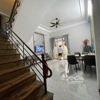 Bán Gấp Nhà Trung Tâm Phố - Lê Lợi - Cạnh Bên Công An Tp -Diện Tíchđất 64M Sân Rộng 70M2 - Chỉ 4.3 Tỷ Tl