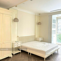 Cho Thuê Căn Hộ Royal City 157M2, 3 Phòng Ngủview Đẹp, Giá Chỉ 45 Triệu/Tháng Tại Thanh Xuân, Hn