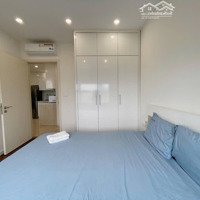 Chính Chủ Bán Gấp 3 Ngủ Tòa C6 Vinhomes D''capitale View Hồ, Giá Mềm, Full Nội Thất Cao Cấp