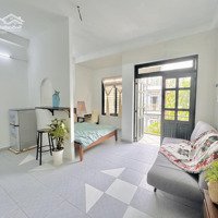 Khai Trương Phòng Tách Bếp, 35M2 - Gần Công Viên, Decor Hiện Đại, Có Ban Công Riêng