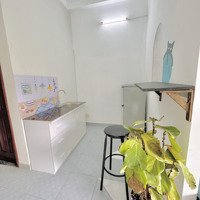 Khai Trương Phòng Tách Bếp, 35M2 - Gần Công Viên, Decor Hiện Đại, Có Ban Công Riêng