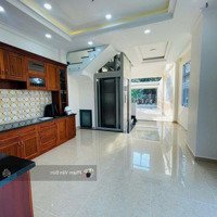 Bán Nhà Mới 5 Lầu . Sát Vạn Phúc , Sông Sài Gòn , Ql 13 . Đường 2 Xe Tải Tránh . Giá Tốt
