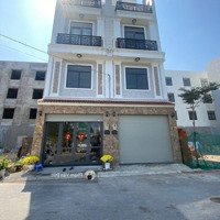 Bán Nhà Mới 5 Lầu . Sát Vạn Phúc , Sông Sài Gòn , Ql 13 . Đường 2 Xe Tải Tránh . Giá Tốt