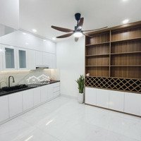 Nhà Đẹp Dân Xây Việt Hưng- Ngô Gia Tự Long Biên Gần 50M X 3 Tầng Thoáng Chỉ Hơn 5 Tỷ Oto Đỗ Cửa