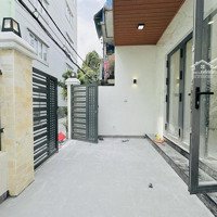Siêu Phẩmhẽm Xe Hơi3 Tầng. Dtich 76M2. Ngang 5M. Sát Nguyễn Văn Trỗi, Lê Văn Sỹ. Nhỉnh 12Tỷ