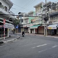 Bán 02 căn nhà liền kề mặt tiền đường Huỳnh Thúc Kháng, phường Phước Tiến, TP. Nha Trang.