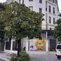Chính Chủ Bán Nhà Phố Nguyên Hồng ,Liền Kề 75M , Giá Bán 38 Tỷ. Liên Hệ: 0977632716