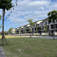 Khai Xuân Bán Nhà Tặng Vàng Duy Nhất 1 Căn Biệt Thự 180M2 Giá Hời Vị Trí Đẹp