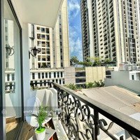 Cho Thuê Căn Hộ Studio Bancol, Full Nội Thất, Rộng 30M2, Ngay Toà Nhà Viettell , Vòng Xoay Dân Chủ