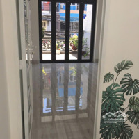 Cho Thuê Nhà Mặt Tiền Duy Tân 1 Trệt 2 Lầu 5 Phòng Ngủ4 Nvs Giá 24 Triệu/Tháng 0979792970