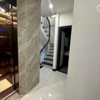 Nhà nguyên căn Hòa Mã, 100m2 x 6T thang máy phù hợp giáo dục, văn phòng, spa chưa đến 90tr/th.