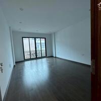 Nhà nguyên căn Hòa Mã, 100m2 x 6T thang máy phù hợp giáo dục, văn phòng, spa chưa đến 90tr/th.