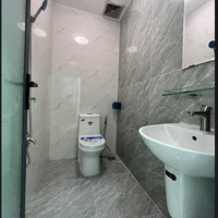 Bán Nhà Mặt Tiền. Đường Nguyễn Oanh P6 Quận Gò Vấp Tp Hcm . Diện Tích 100M2. Giá Bán 12 Tỷ 5 .