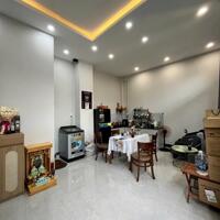 Nhà lầu nằm kế Chợ An Thới Bình Thủy Cần Thơ
