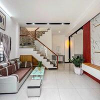 Nhà lầu Full nội thất cách trường Cao Đẳng Kỹ Thuật 300m