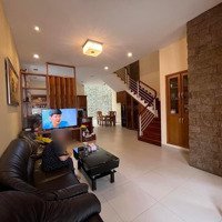 Siêu Hiếm Biệt Thự Lê Minh Xuân, Vân Côi, 3 Tầng, Ngang 7X20M, Phường 7, Tân Bình, Giá Chỉ 22.X Tỷ